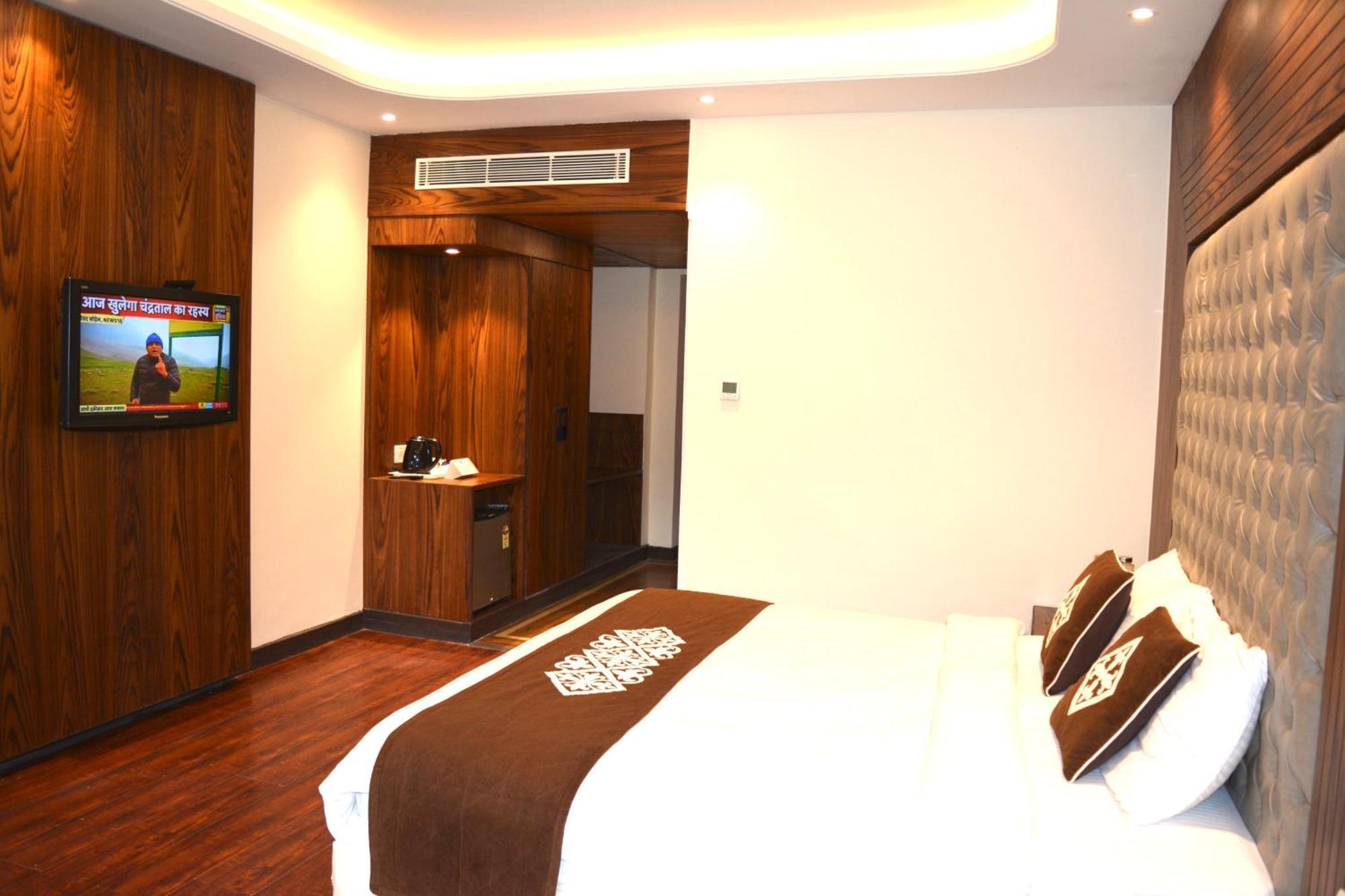Snow Valley Resorts & Spa Manali Exterior photo