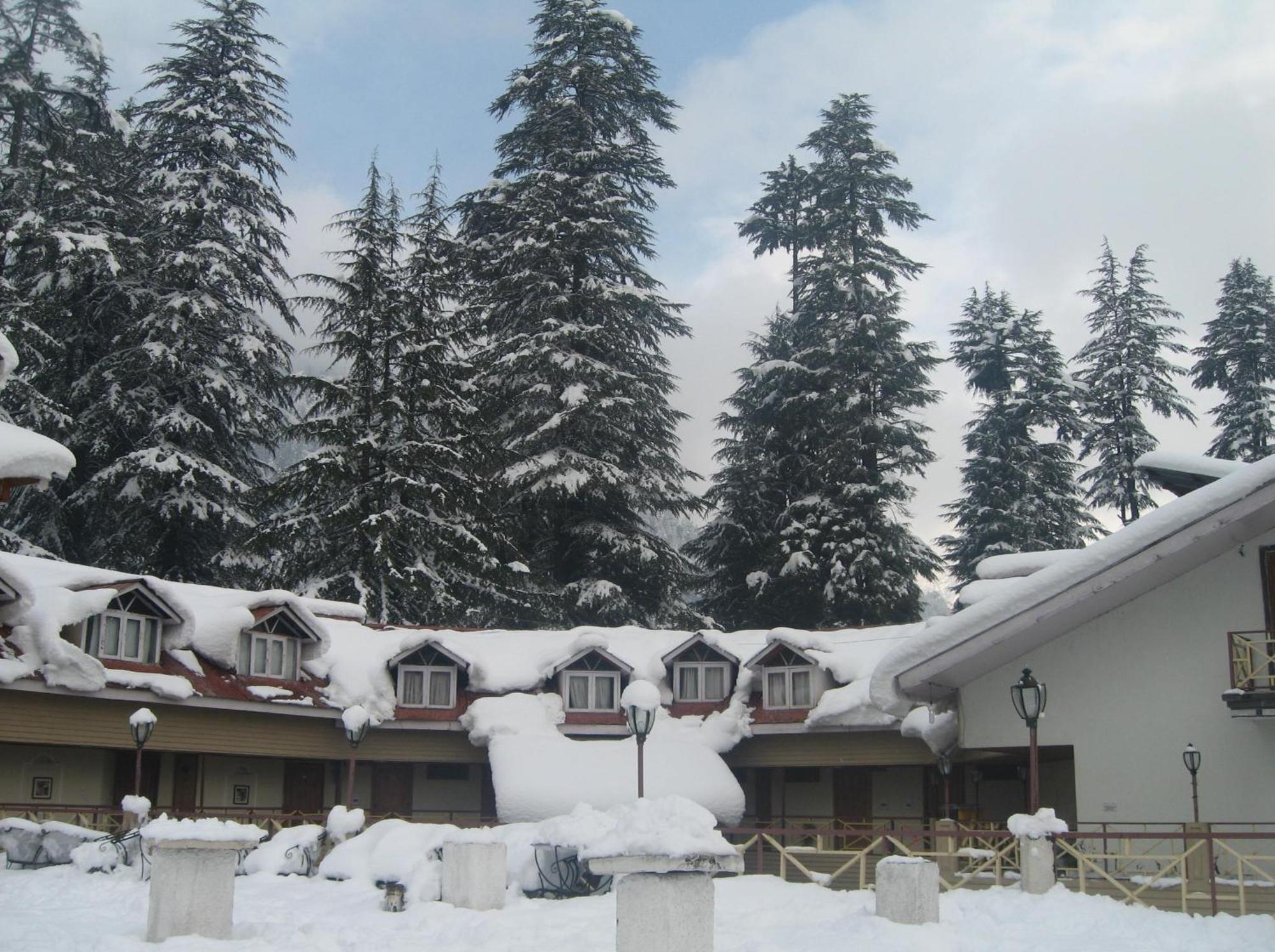 Snow Valley Resorts & Spa Manali Exterior photo