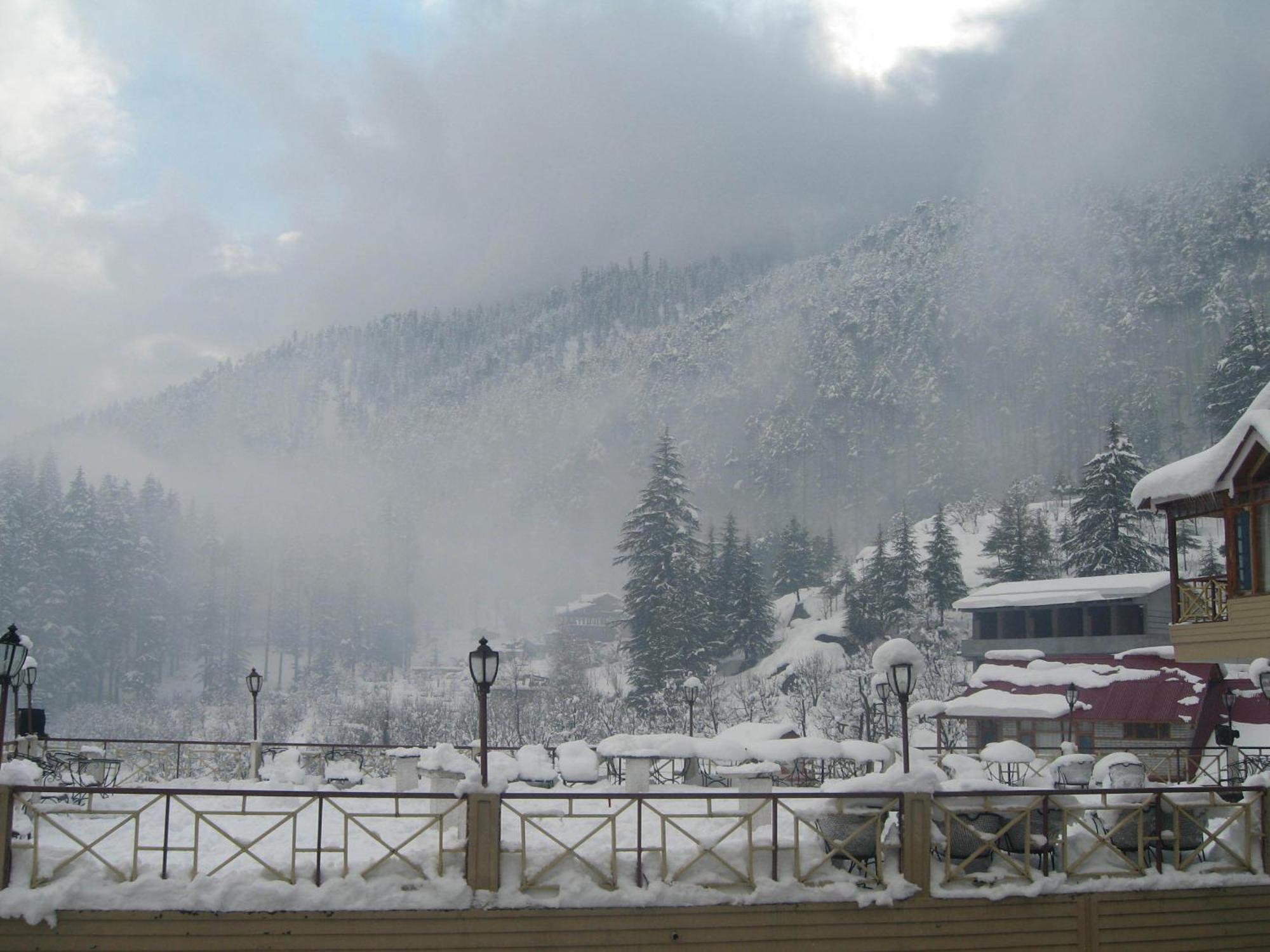 Snow Valley Resorts & Spa Manali Exterior photo